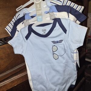 Luvable Friends Blue and White Bodysuits Set